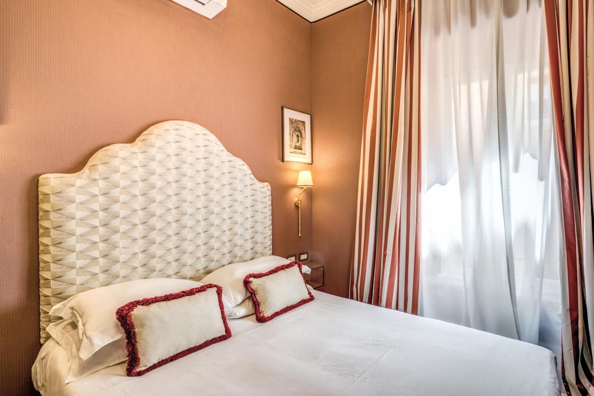 Antica Residenza Del Corso Hotel Roma Ngoại thất bức ảnh
